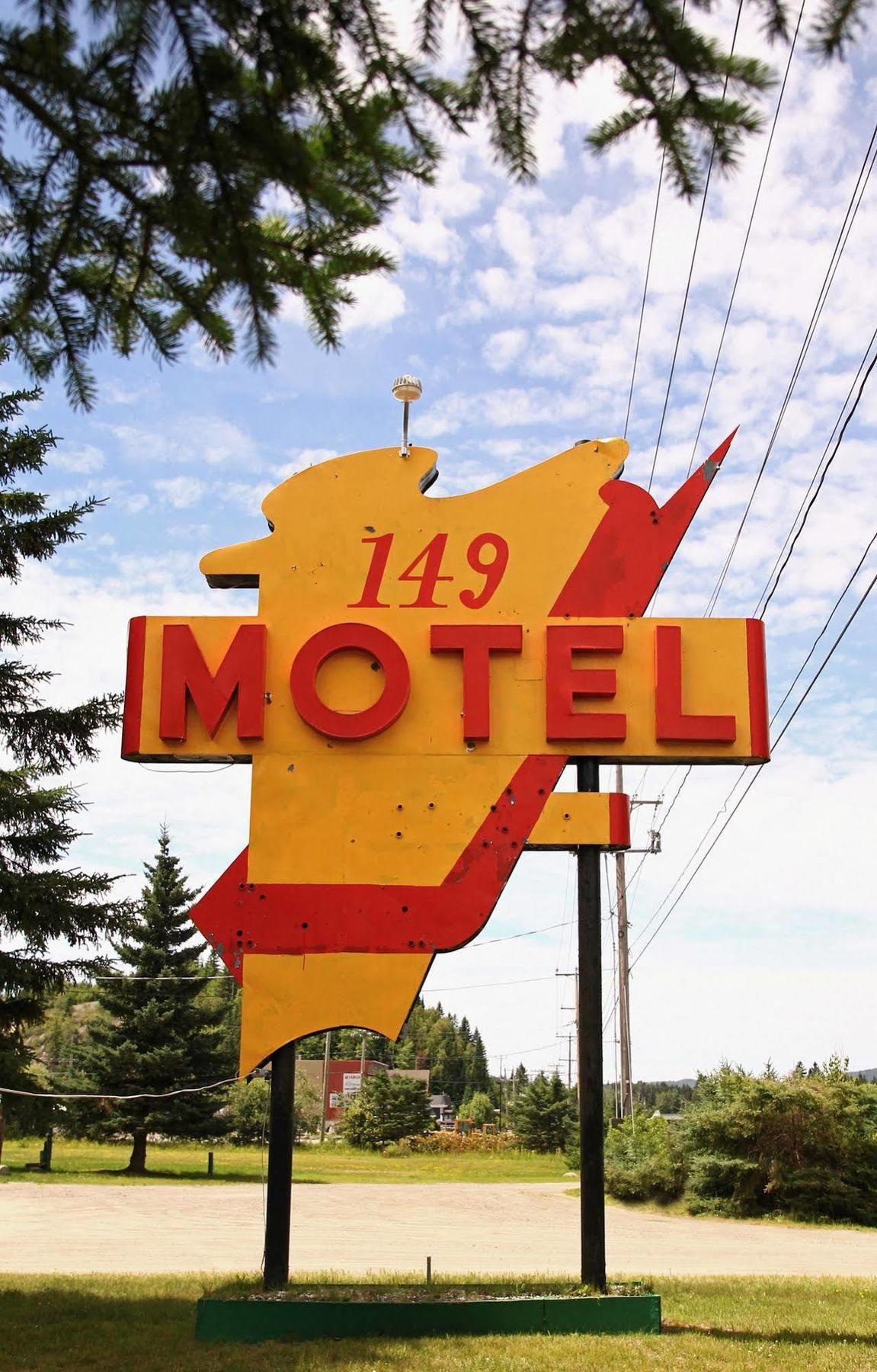 Motel 149 Мон-Трамблан Екстер'єр фото